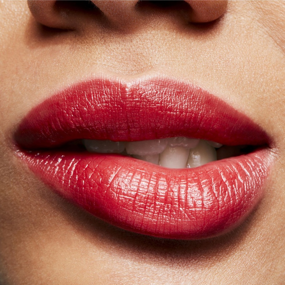 MAC LUSTRE LIPSTICK